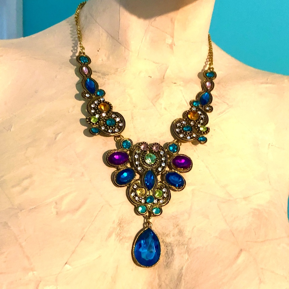 NWT Fancy Teal Blue Purple Gold Rhinestone Jewels Fashion Bib Statement Necklace